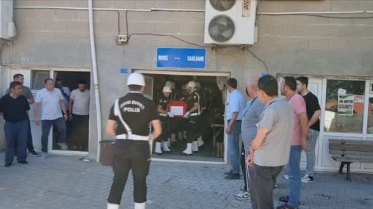 Görev başında hayatını kaybeden polis memuru Murat Bayırlı Ilıcaksu'da toprağa verildi