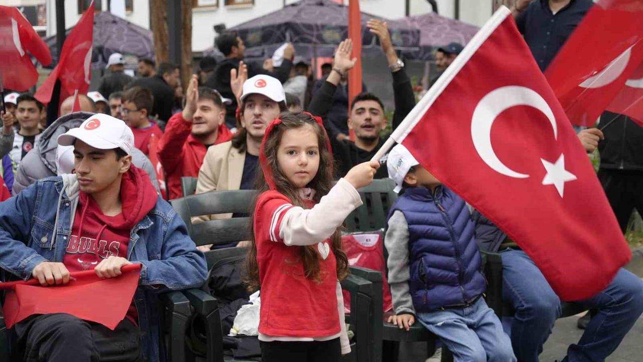 Gümüşhane’de milli heyecan sabahın erken saatlerinde başladı