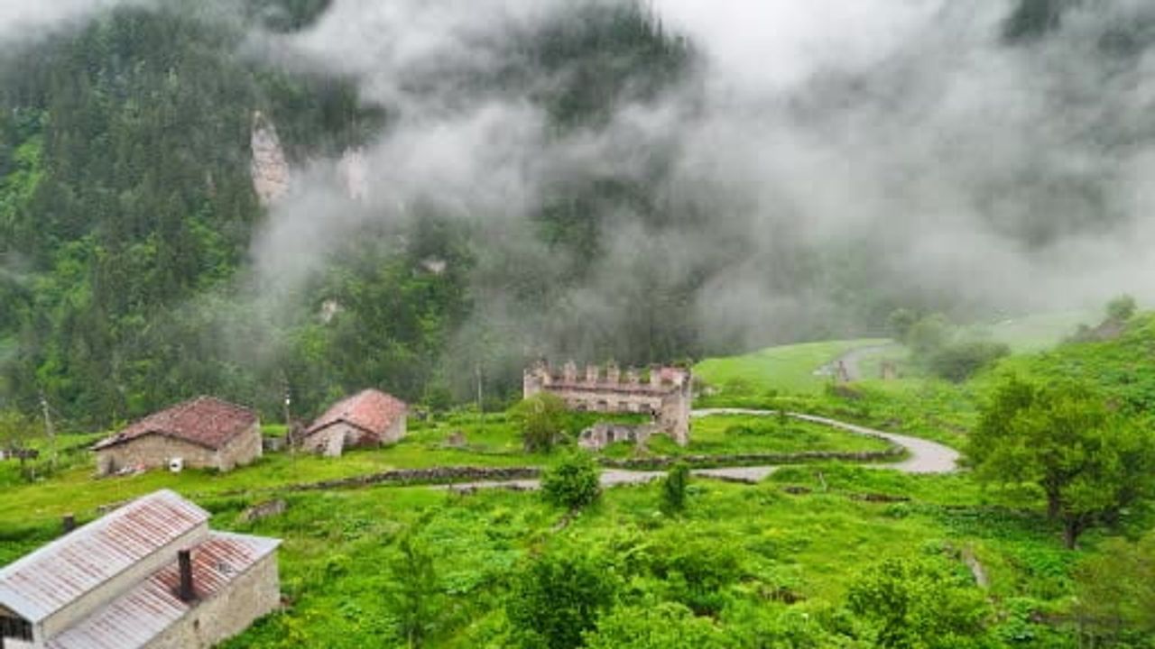 Gümüşhane'de Santa Harabeleri yeni turizm sezonunu açtı