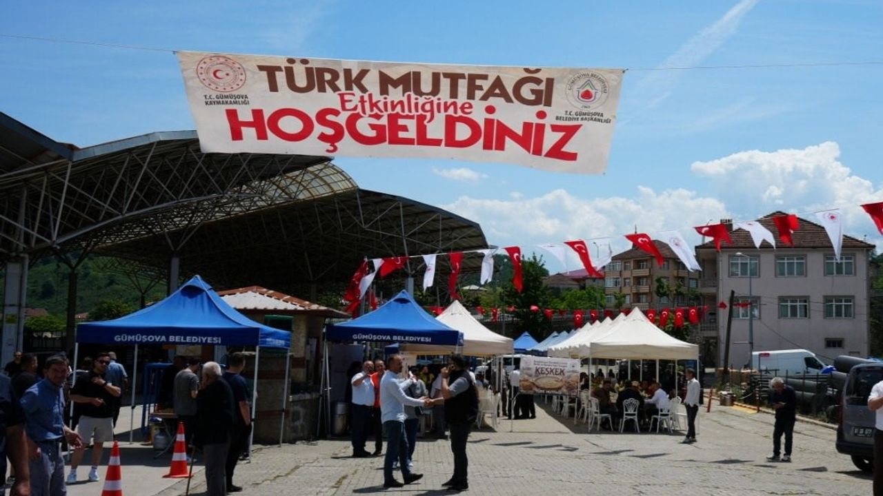 Gümüşova'da 'Bir Sofrada Miras' temasıyla keşkek etkinliği düzenlendi