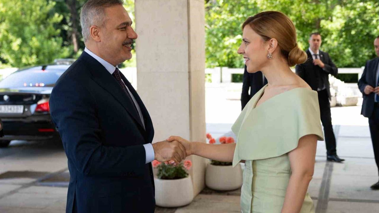 Hakan Fidan Sofya'da Bulgaristan Dışişleri Bakanı Velislava Petrova-Chamova ile Görüştü