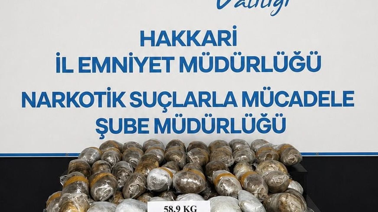 Hakkari'de 58 kilo 900 gram skunk ele geçirildi, 3 şüpheli gözaltına alındı