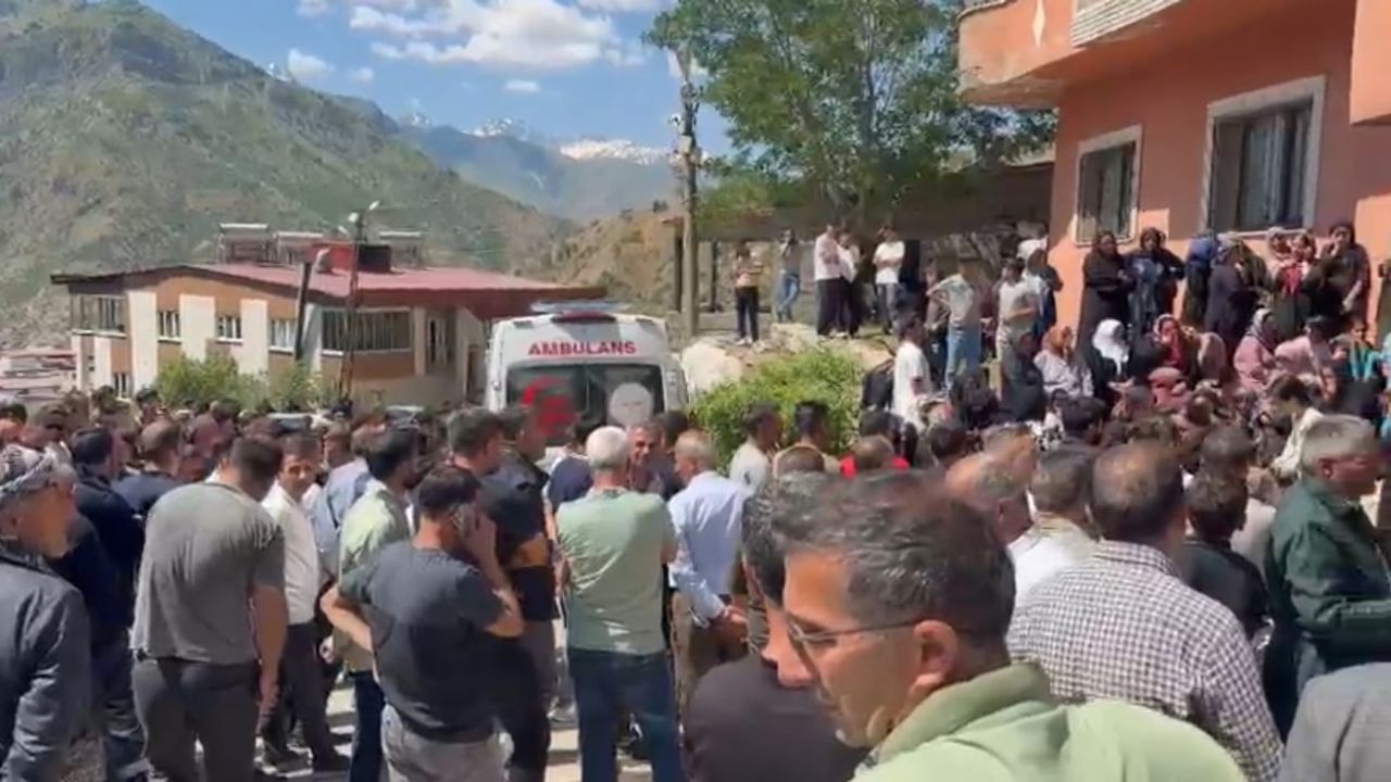 Hakkari'de uzman çavuşun kayınpederinin evindeki silahlı saldırıda 4 kişi öldü