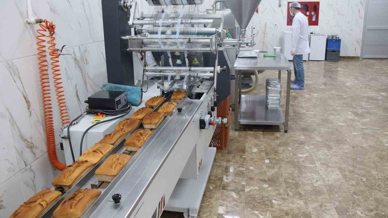 Haliliye’de glutensiz ekmek fırını binlerce vatandaşa ücretsiz destek sağlıyor