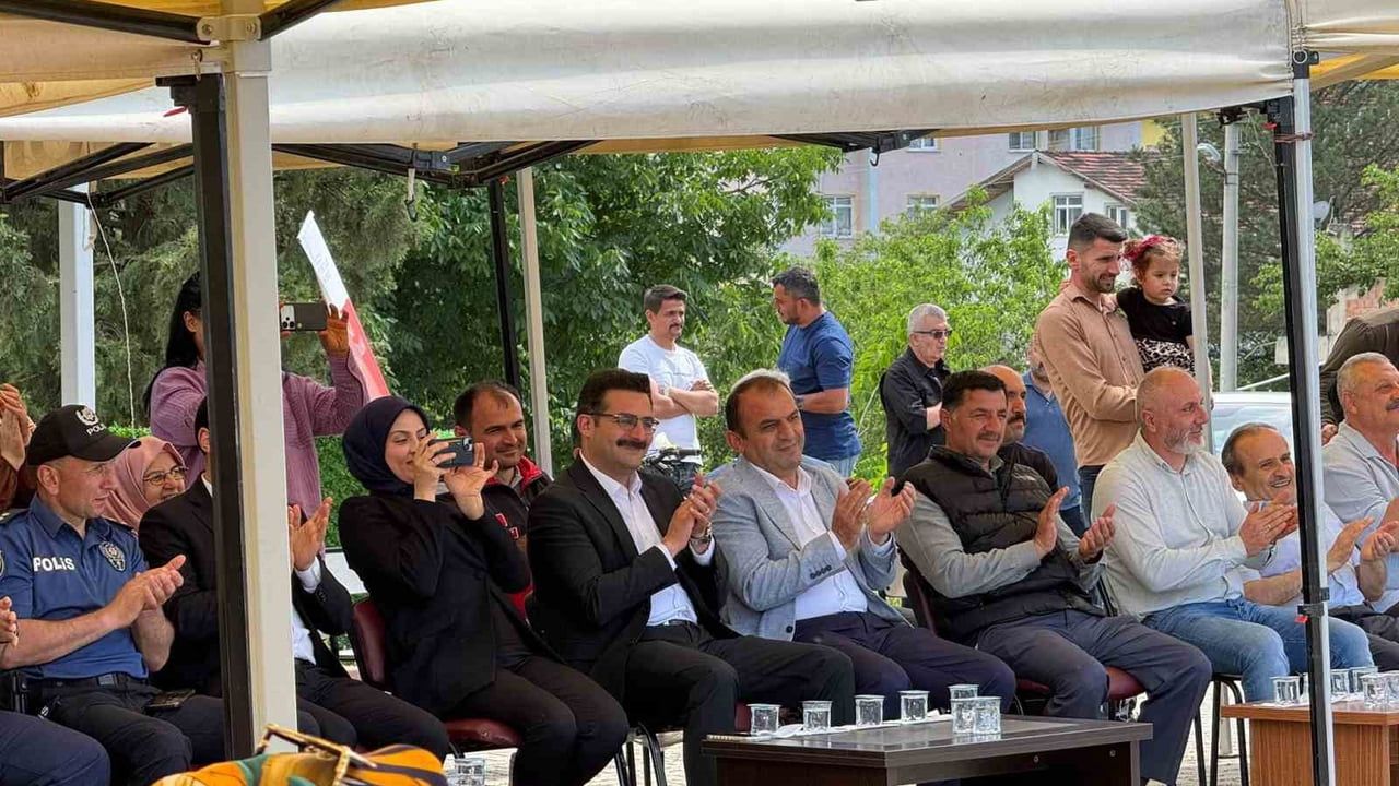 Hanönü’de Halime Hatun Kur’an Kursu öğrencilerinin yıl sonu programı yoğun ilgi gördü
