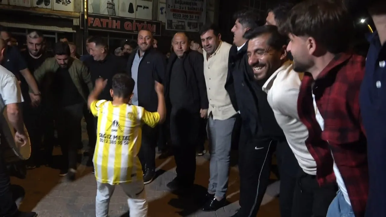 Hasköy Gençlerbirliği Bölgesel Amatör Lig'e yükseldi