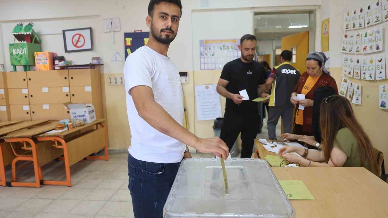 Hatay'da 5 mahallede muhtarlık ara seçimi gerçekleştiriliyor