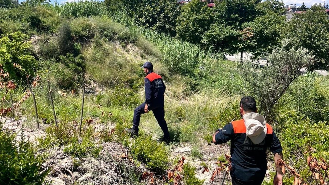 Hatay'da kayıp Parkinson hastası evine 500 metre uzaklıkta sağ bulundu