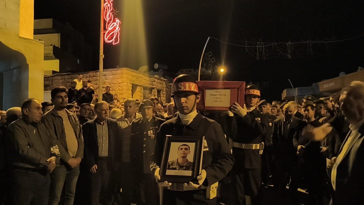 Hatay'da motosiklet kazasında yaşamını yitiren sözleşmeli er Mehmet Örnek Siirt'te toprağa verildi