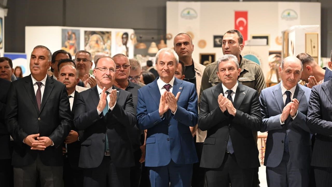 Hayat Boyu Öğrenme Haftası Sergisi Dokumapark’ta açıldı