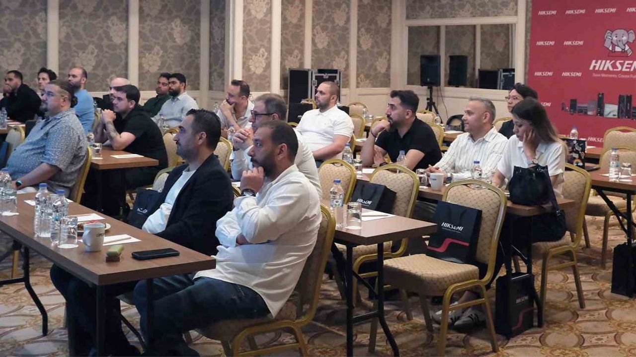 HIKSEMI Türkiye Depolama Çözümleri Teknoloji Zirvesi İstanbul'da tamamlandı
