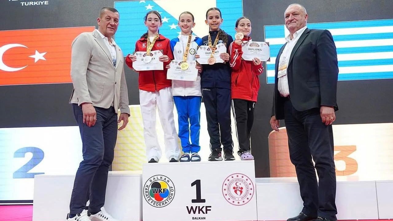 Hiranur Yıldırım, 30. Balkan Çocuklar Karate Şampiyonası'nda Bronz Madalya Kazandı