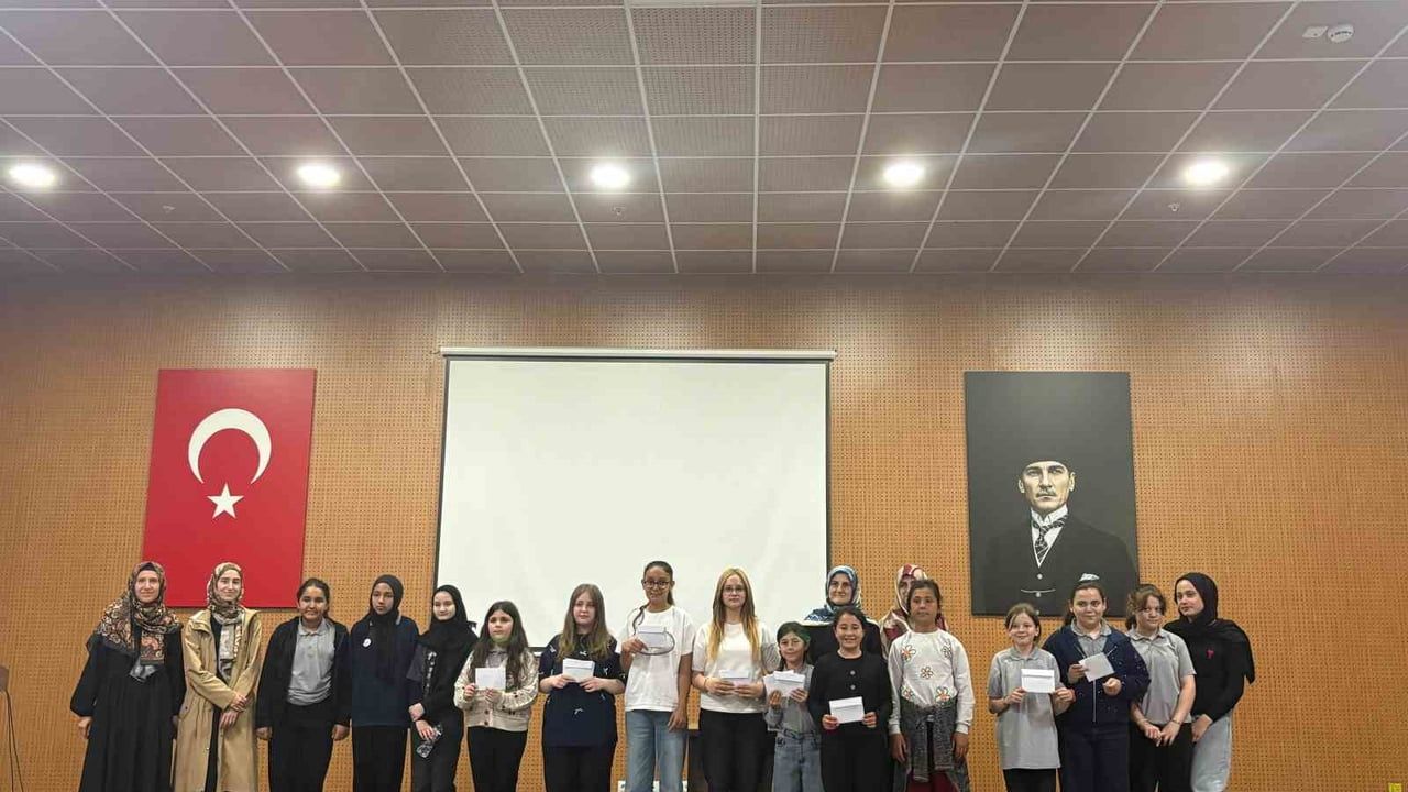 Hisarcık’ta Kur’an-ı Kerim ve namaz surelerini güzel okuma yarışması düzenlendi