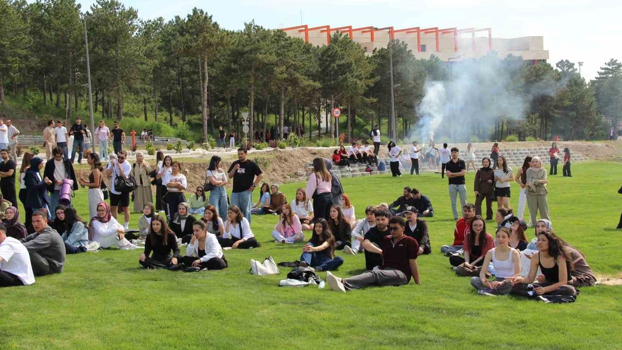 Hitit Üniversitesi'nde Sağlık, Kültür ve Spor Fest ’26 düzenlendi
