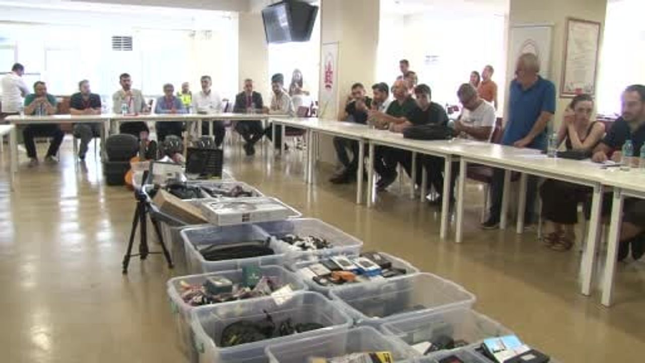 İETT, unutulan binlerce eşyayı ihaleyle sattı; davul fırın dikkat çekti