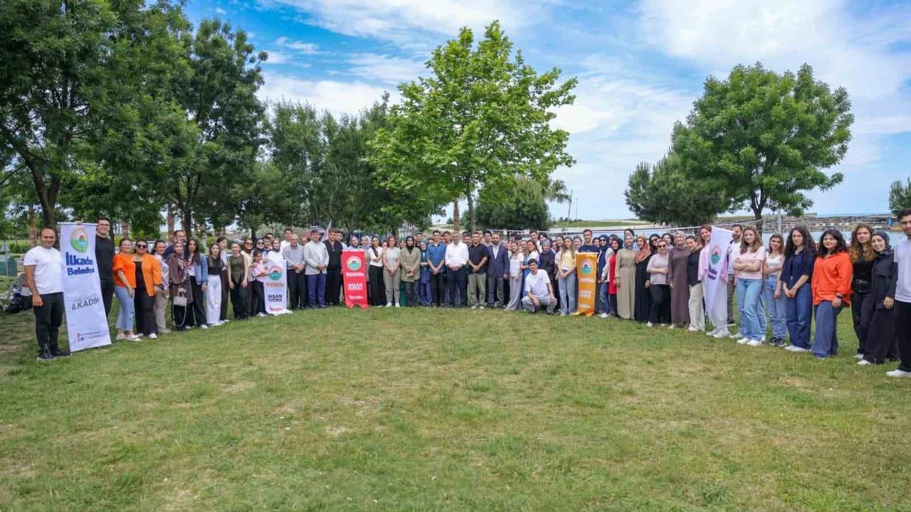 İlkadım Belediyesi'nden YKS adaylarına moral pikniği