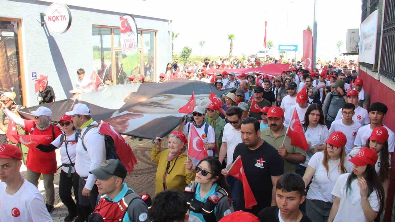 İnebolu'da 105. Şeref ve Kahramanlık Günü: 95 kilometrelik İstiklal Yolu yürüyüşü başladı