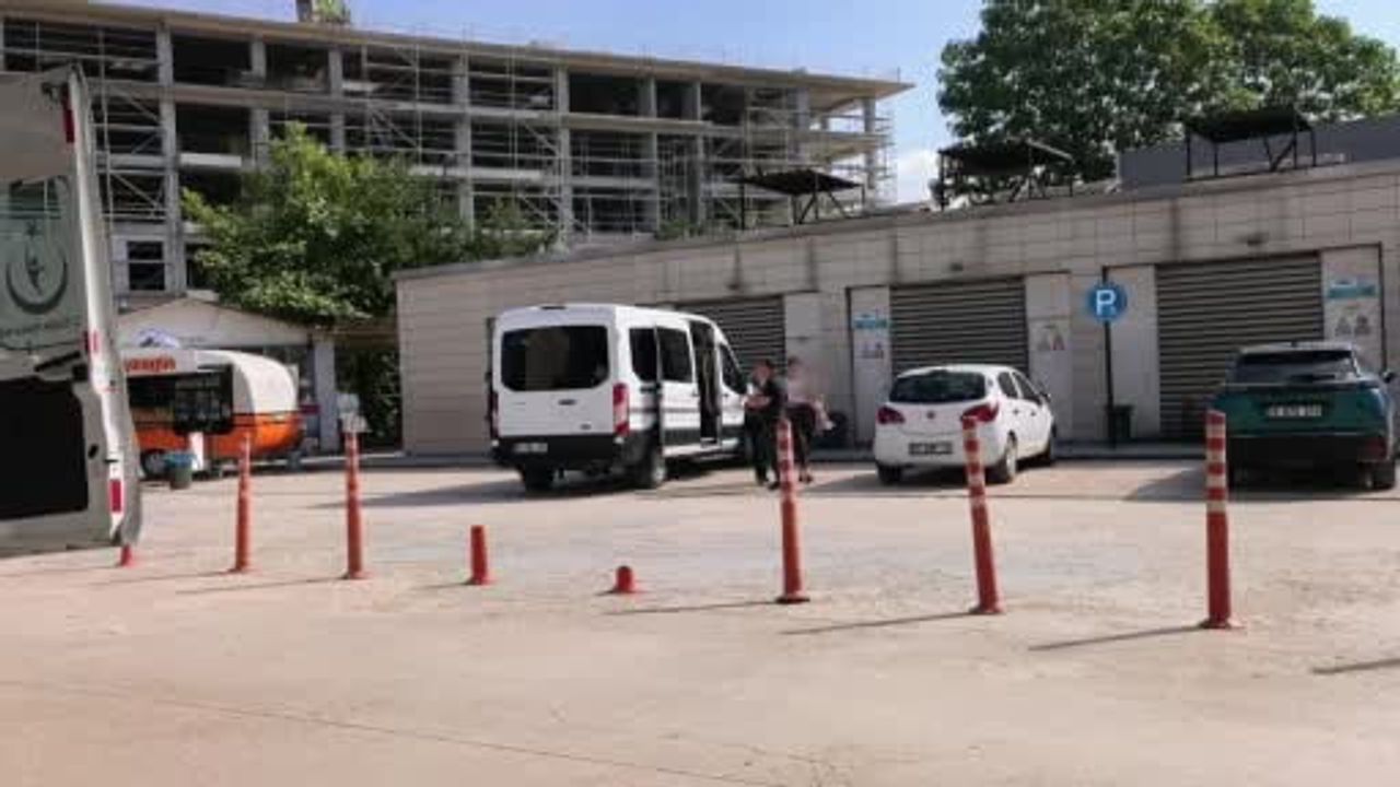 İnegöl'de 18 hırsızlık şüphelisi kadın tutuklandı
