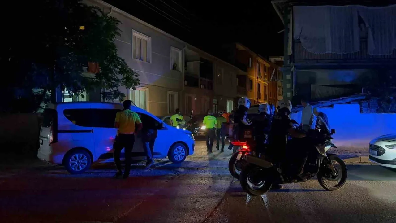 İnegöl'de 'dur' ihtarına uymayan alkollü sürücüye 710 bin lira ceza