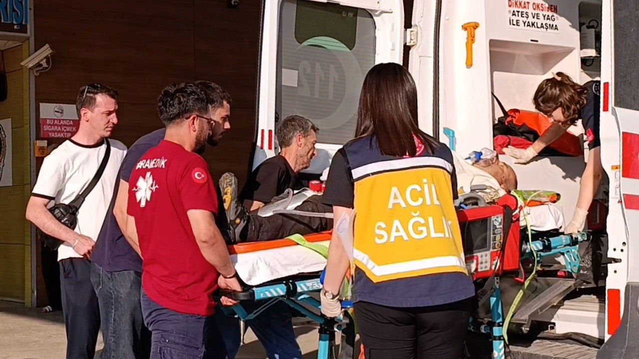 İnegöl'de kiraz toplarken düşen 60 yaşındaki adam ağır yaralandı