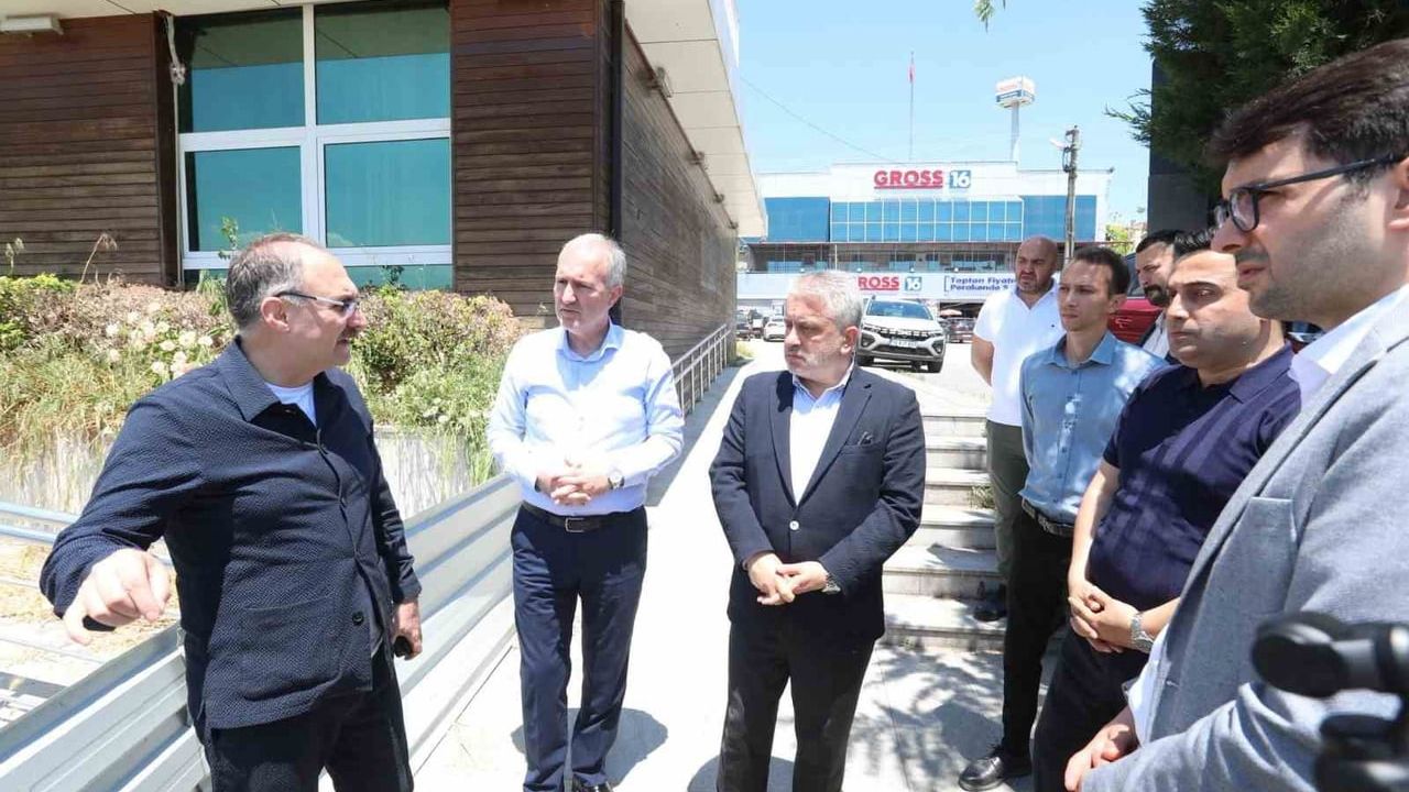 İnegöl'de KYK Erkek Öğrenci Yurdu ve Alanyurt Yüzme Havuzu projeleri yerinde incelendi