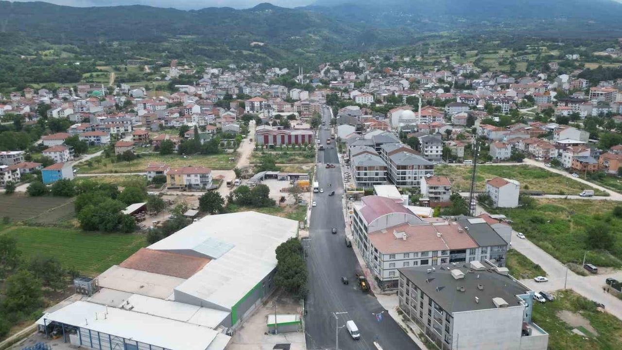 İnegöl’ün üstyapısı yenileniyor