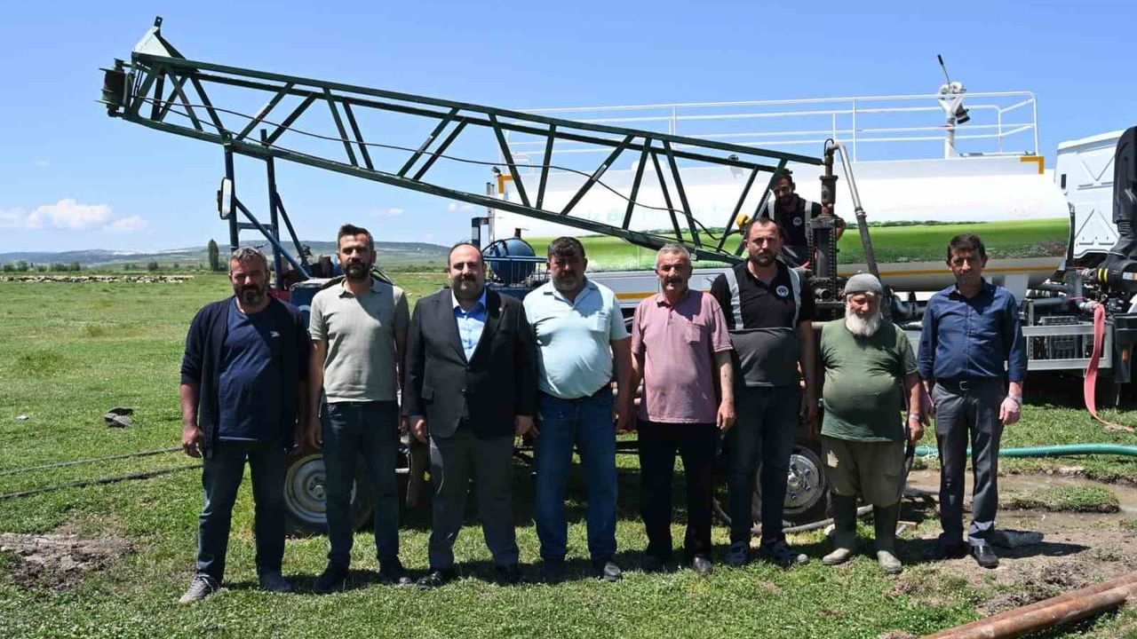 İnönü Belediyesi'nden çiftçilere sondajla su desteği