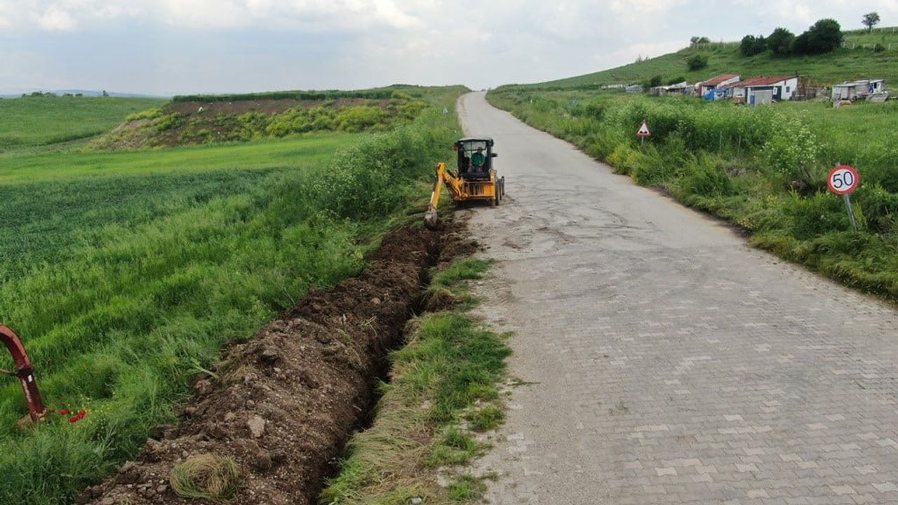 İnönü TOKİ Konutlarına Martlı Suyu Hattı Döşeniyor