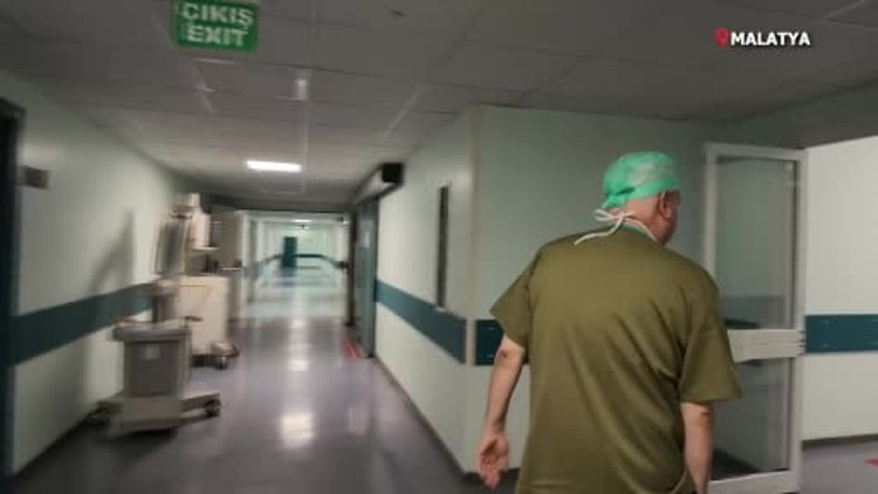 İnönü Üniversitesi'nde 8'li çapraz karaciğer nakli dünya çapında bir ilk