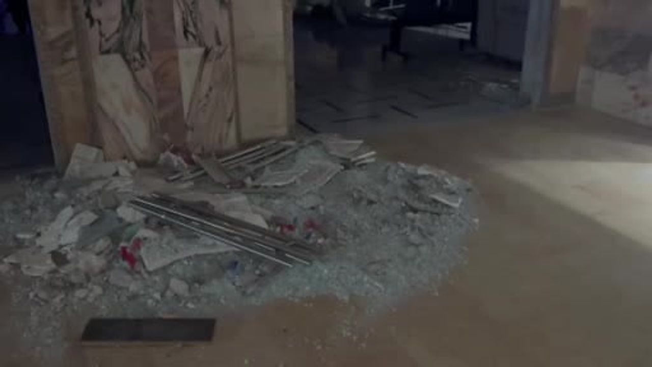 İsrail'in Tyre'de Hastane Yakınına Saldırısı: 2 Ölü, 23 Yaralı