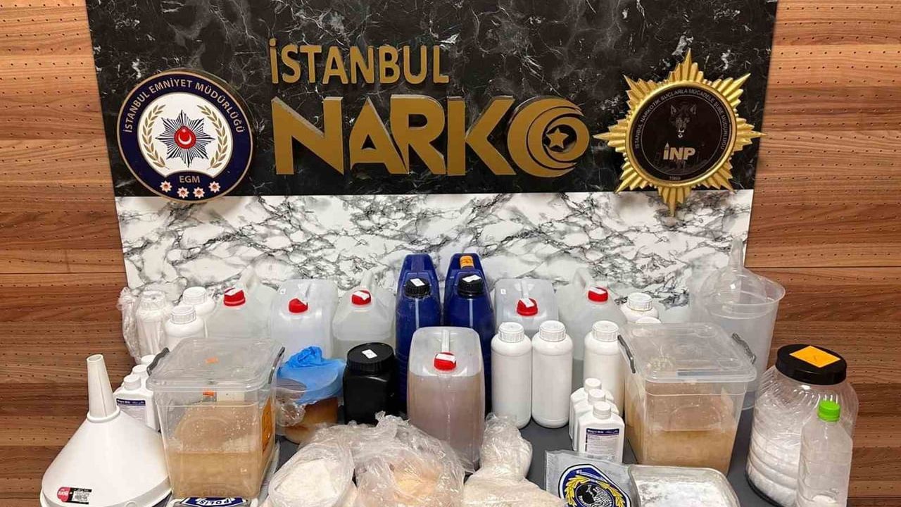 İstanbul Bayrampaşa'da uyuşturucu operasyonu: 30 kilo metamfetamin ele geçirildi