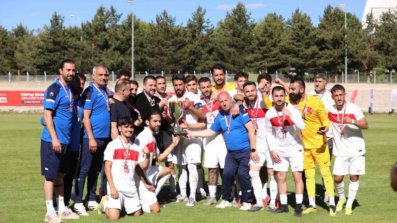 İstanbul bölgeler karması UEFA Regions' Cup Türkiye şampiyonu oldu