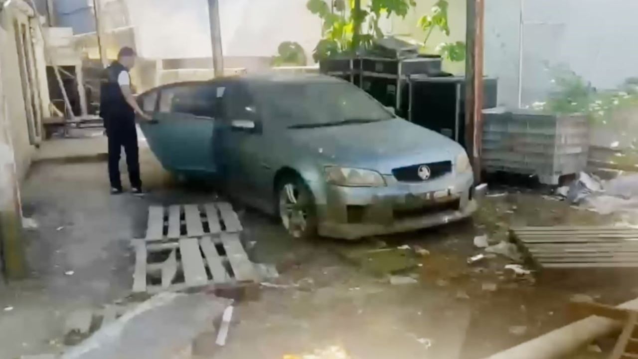 İstanbul'da 'change' operasyonu: 3 tutuklama, 7 lüks araç ele geçirildi