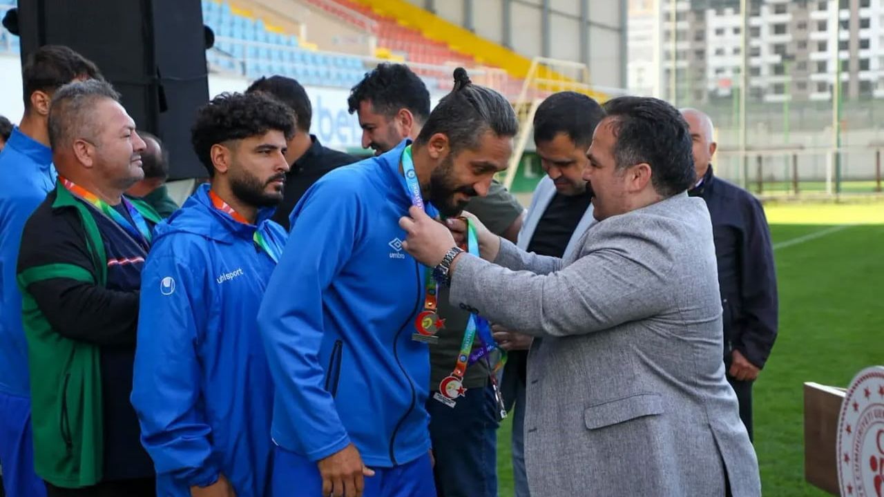 İstanbul Sessizler Spor Kulübü şampiyon oldu