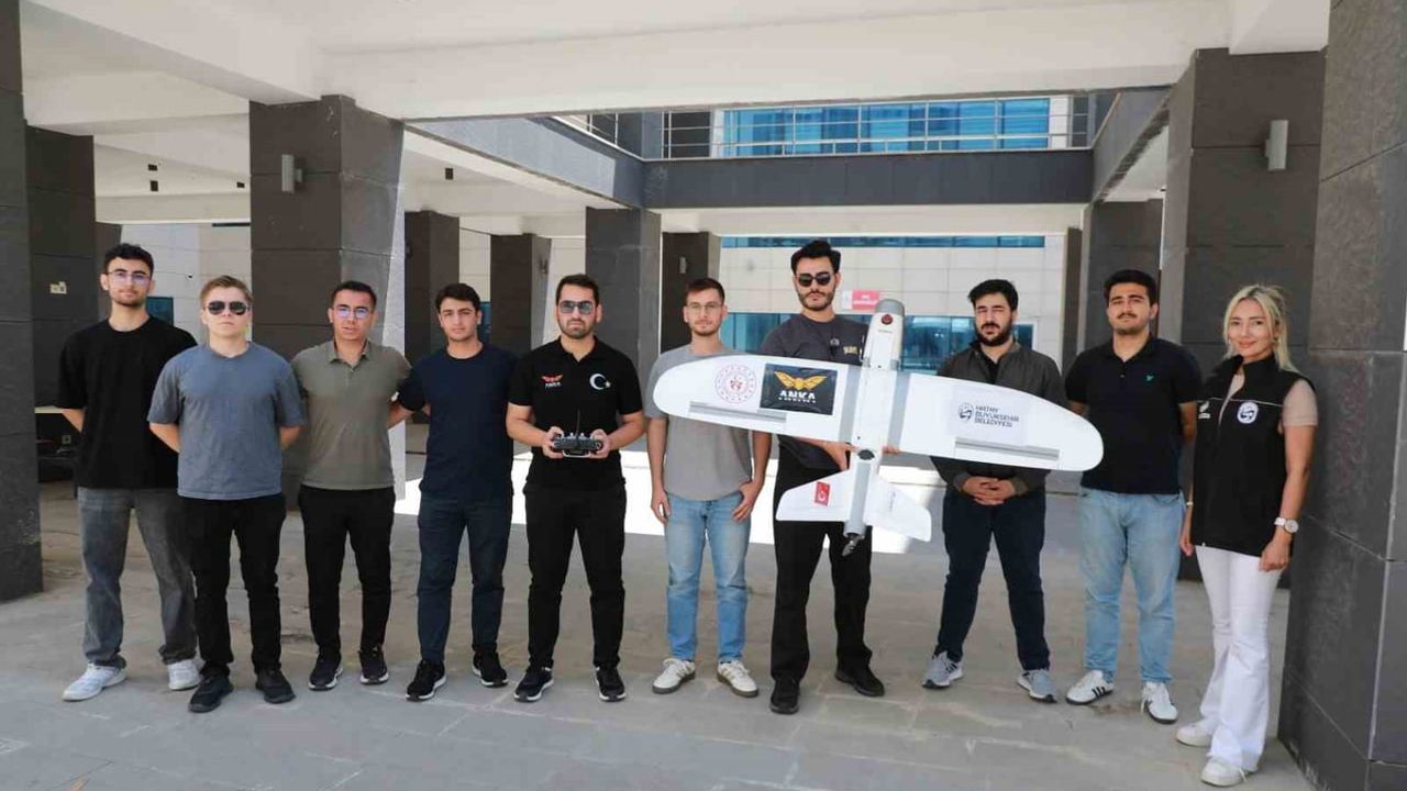 İSTE öğrencilerinin geliştirdiği ANKA İHA yarı finale yükseldi