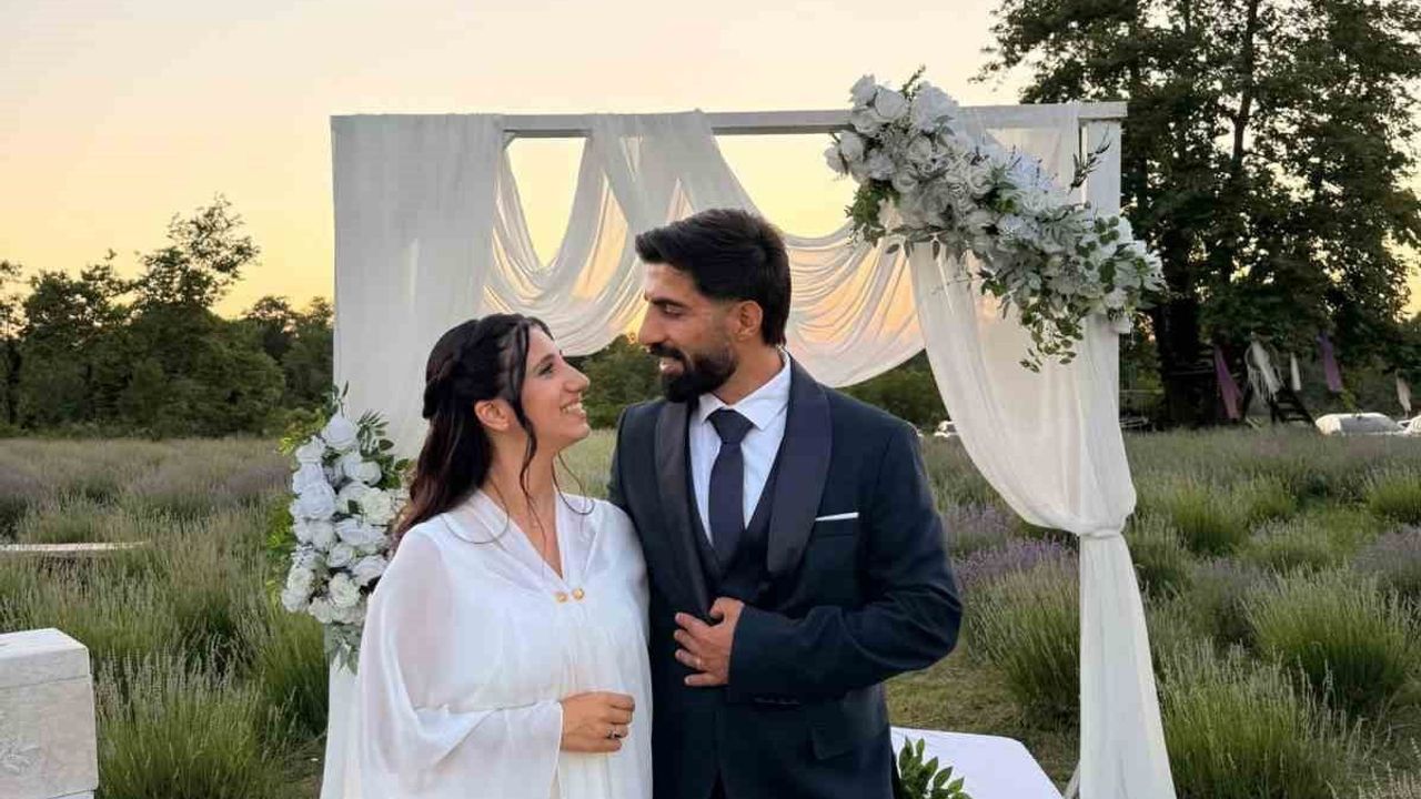 İtalyan Giulia Sinop'ta lavanta bahçesinde evlendi