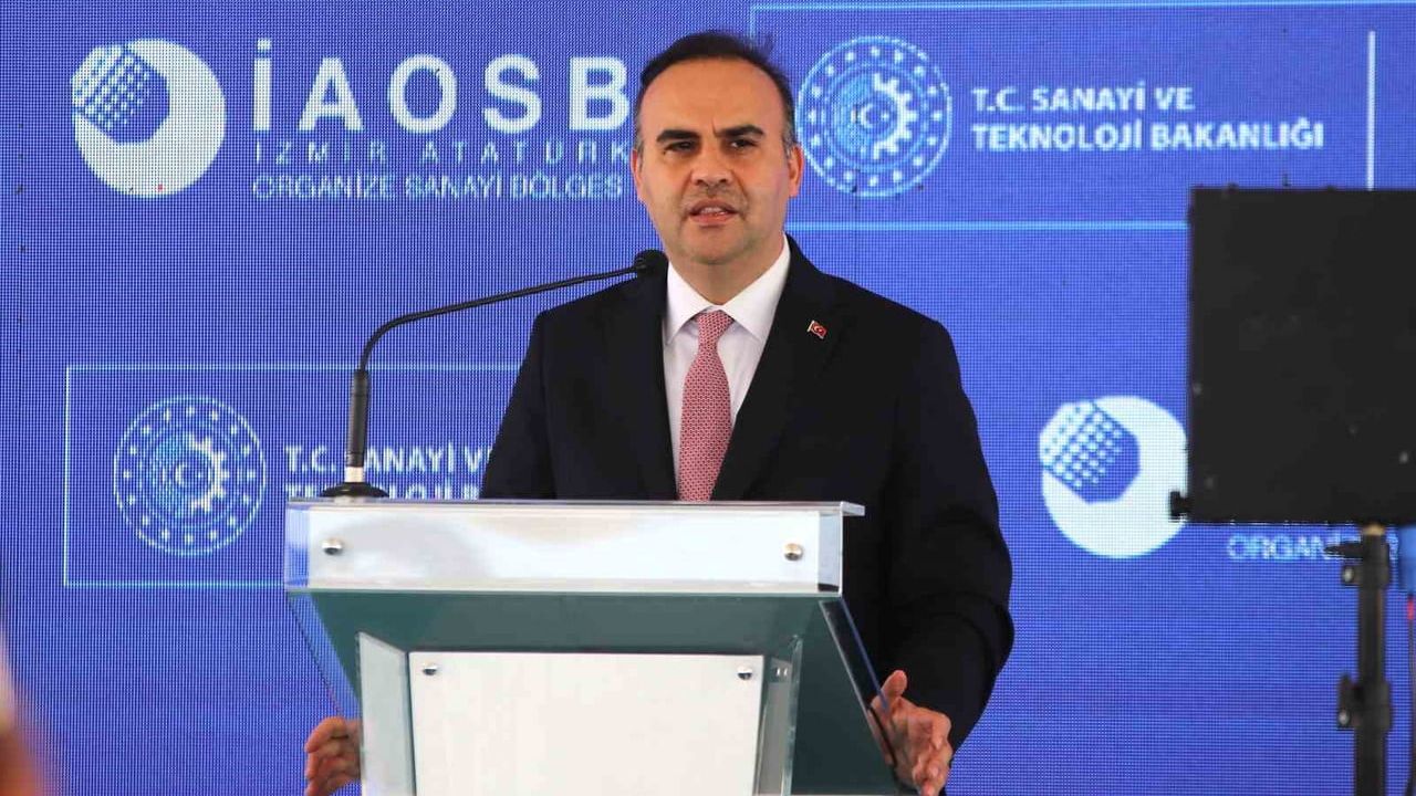 İzmir Atatürk OSB'ye 172 milyon TL'lik çamur susuzlaştırma ve termal kurutma tesisi açıldı