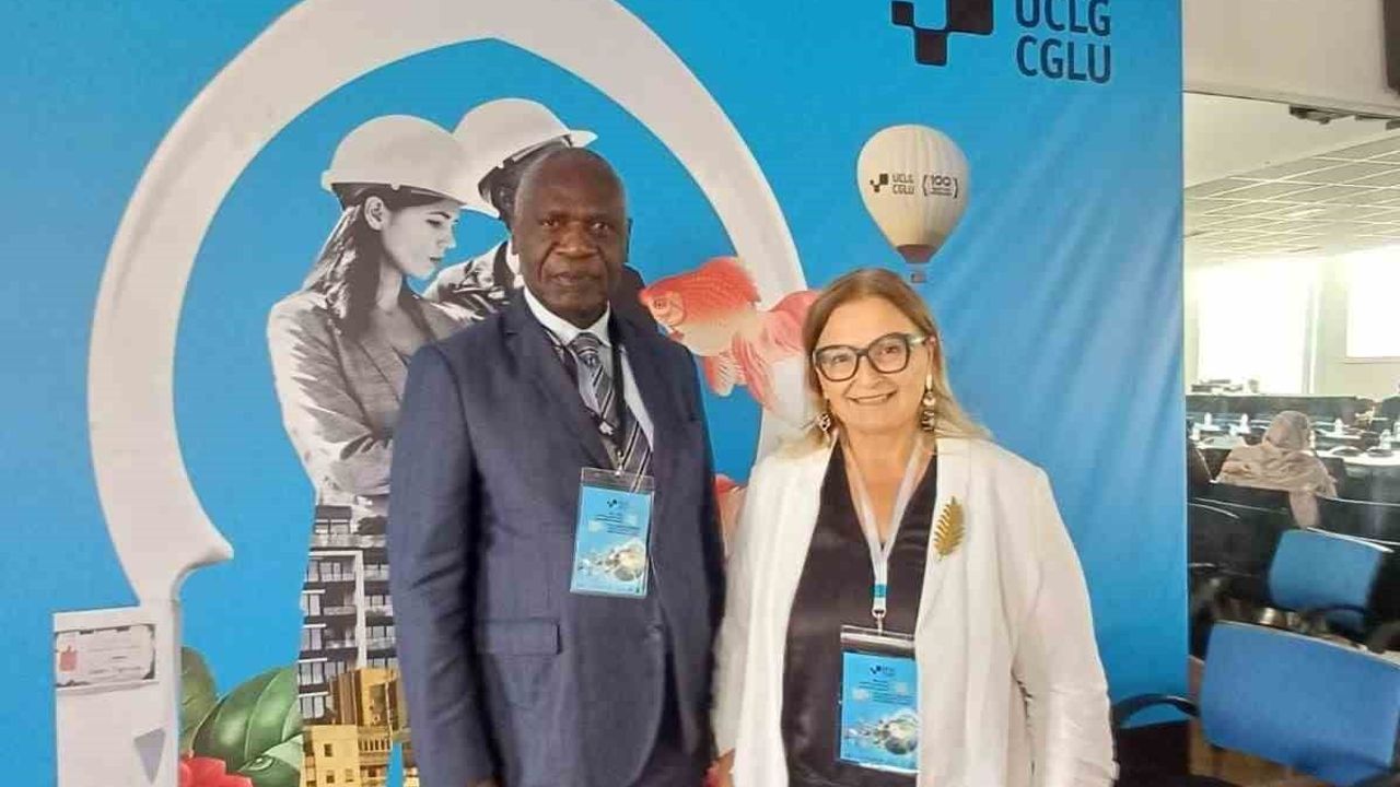İzmir belediye başkanı Cemil Tugay UCLG Kültür Komitesi eş başkanlığına seçildi