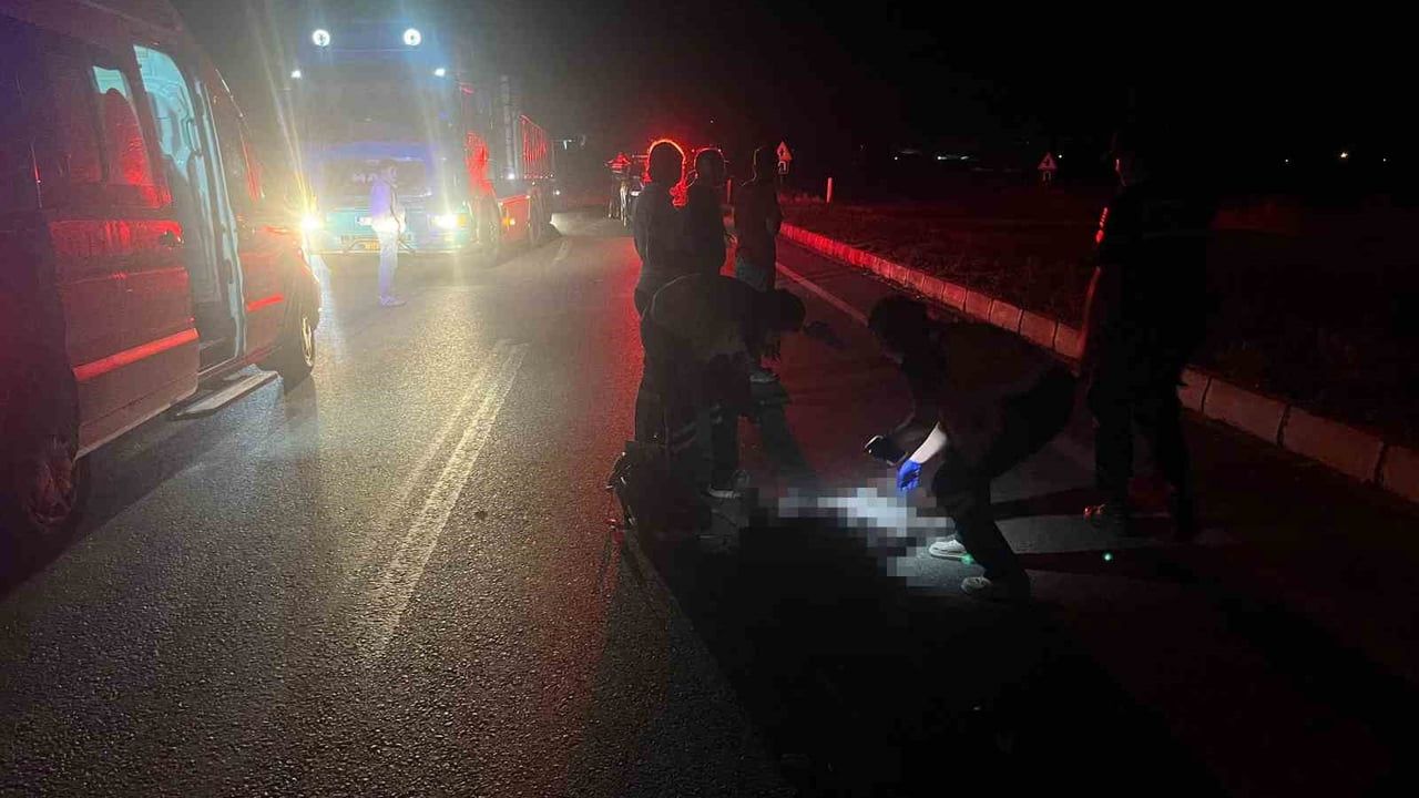 İzmir'de karanlık yolda yürüyen 75 yaşındaki alzaymır hastası hayatını kaybetti