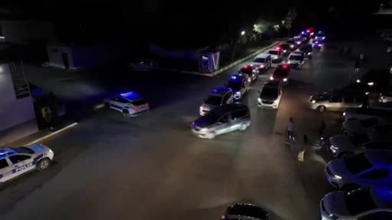 İzmir merkezli operasyonda FETÖ'nün 'Işık Evleri' yapılanmasına 41 tutuklama