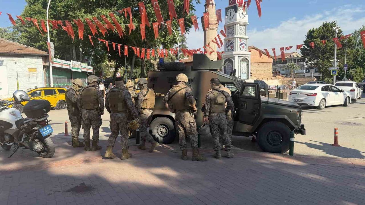 İznik’te ‘Önüne bak’ tartışması sonrası 6 kişi tutuklandı, bölgeye yoğun güvenlik önlemi uygulandı