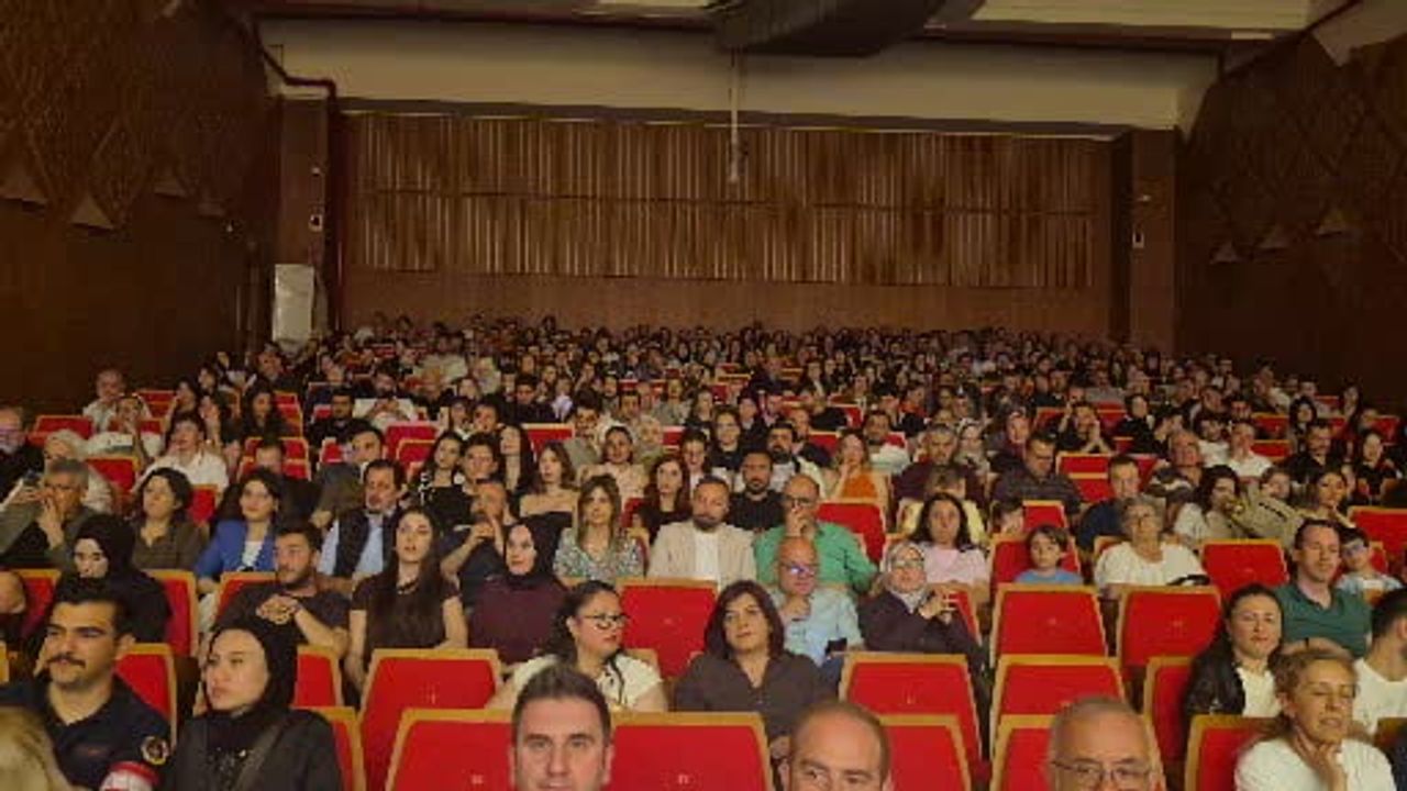 Jandarma Bandosu ile Etlik Şehir Hastanesi Müzik Topluluğu Ankara CSO'da Ortak Konser Verdi
