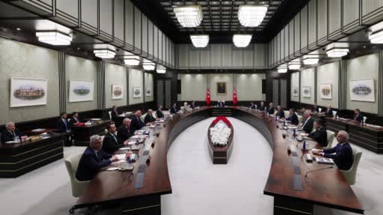 Kabine toplantısı Erdoğan başkanlığında başladı