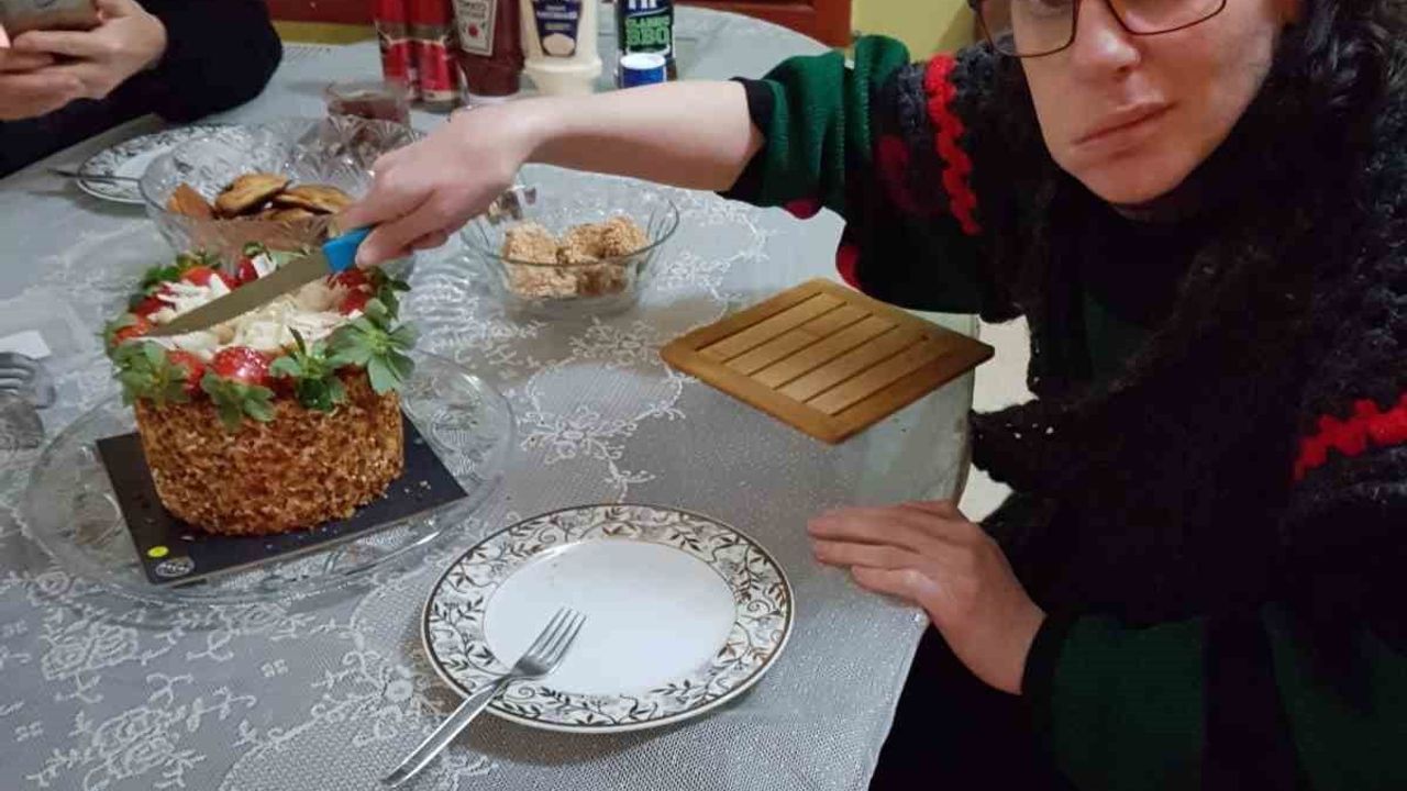 Kağıthane'de komadan çıkan kadın, balkondan düşme olayıyla ilgili eşinin ittiğini iddia etti
