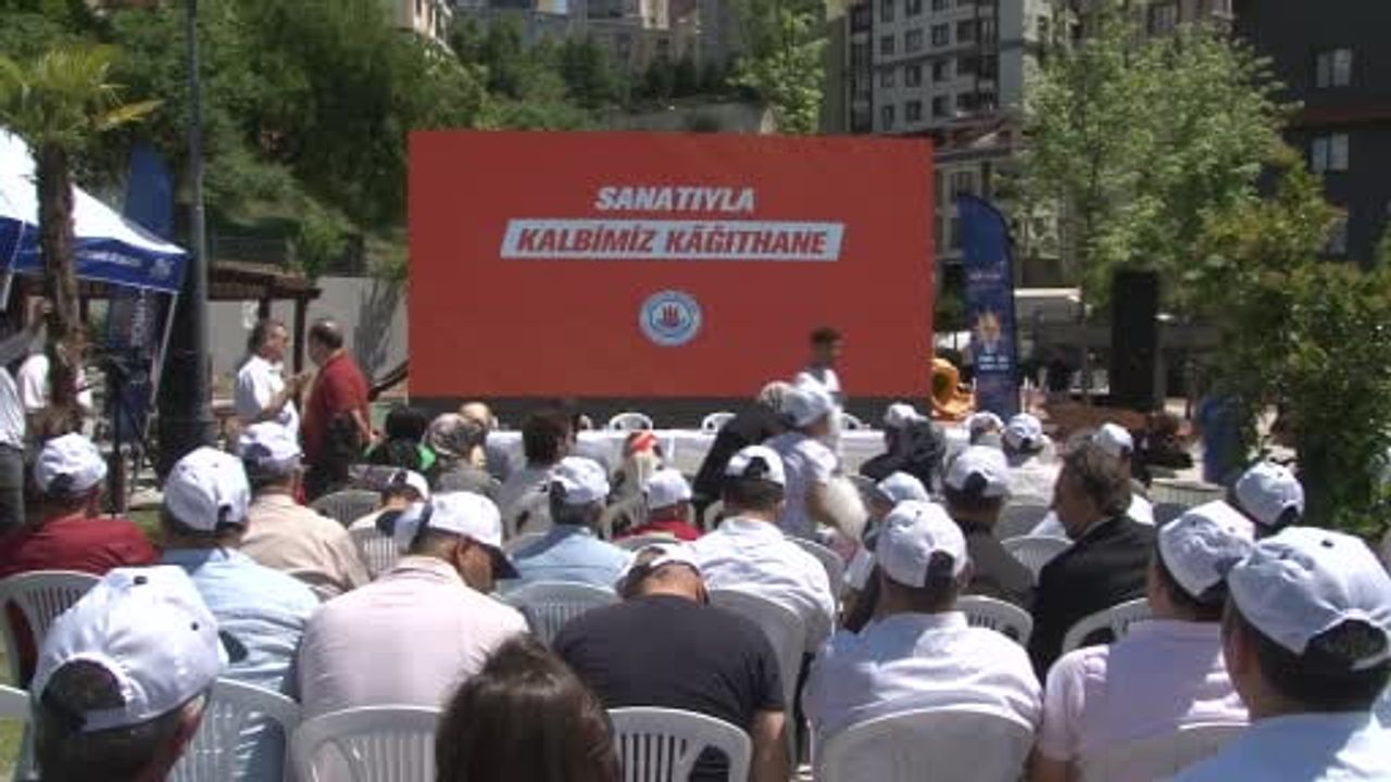 Kağıthane’de ‘Vatandaş Soruyor Başkan Cevaplıyor’ programı: Mahalle mahalle yatırımlar planlanıyor