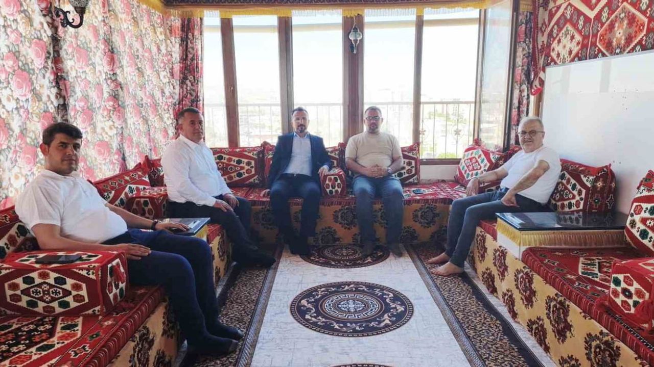 Kahta Devlet Hastanesi yönetimi basın temsilcileriyle buluştu