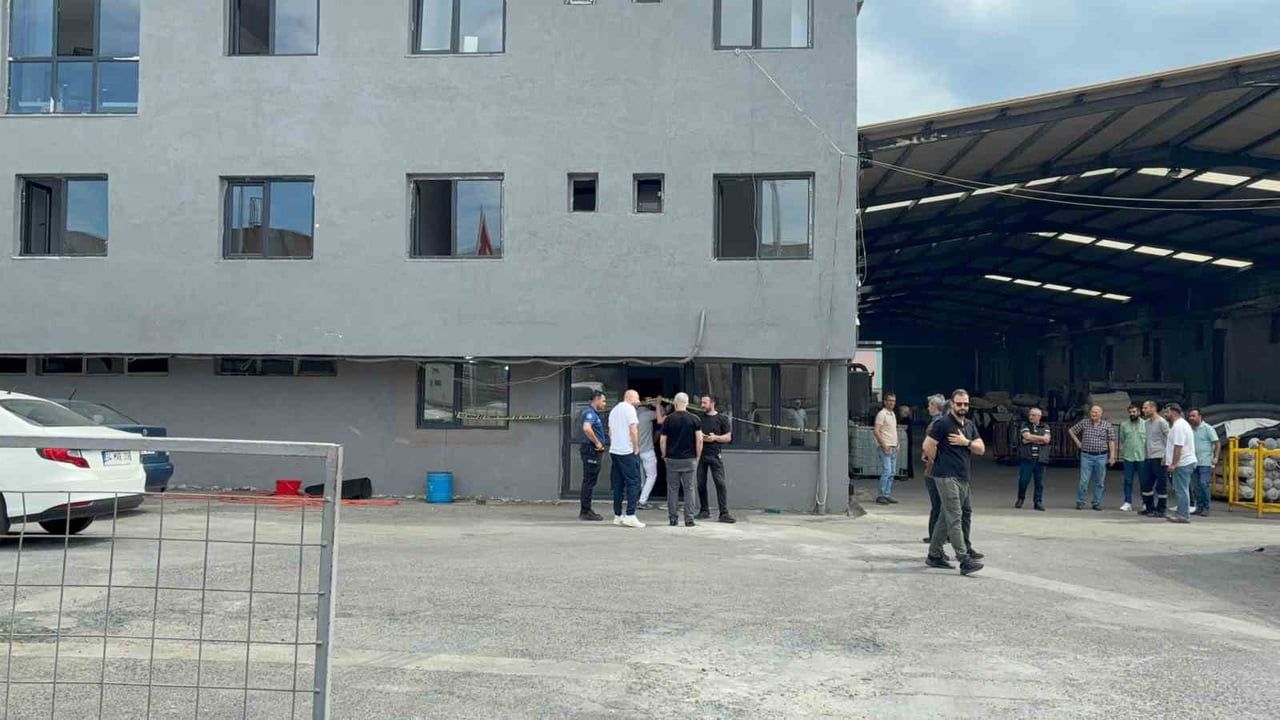 Kapaklı'da fabrikada çıkan kavgada 1 kişi öldü, 1 kişi yaralandı