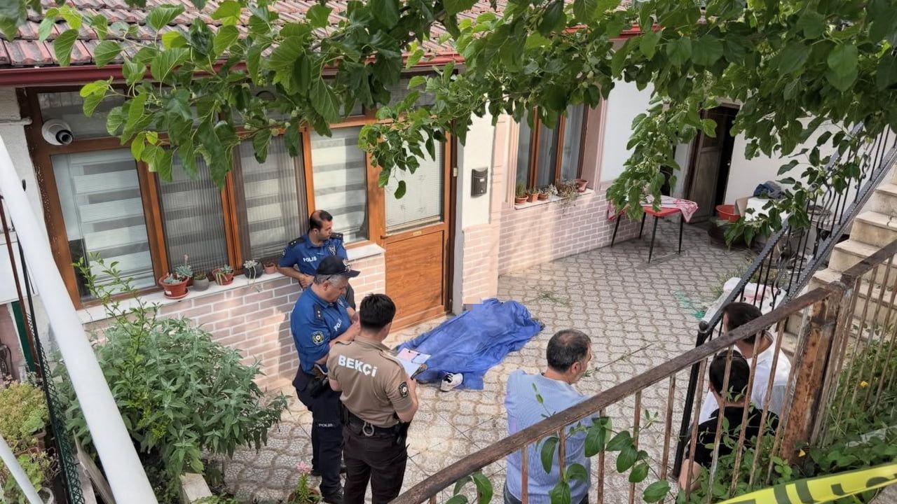 Karabük’te bahçede ölü bulunan kişi