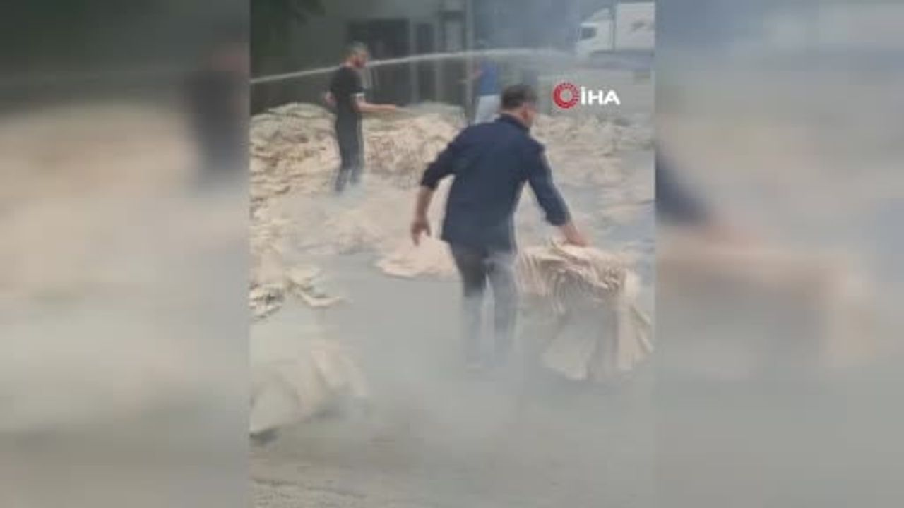Karabük'te tekstil işletmesinde araç yüklemesi sırasında yangın çıktı