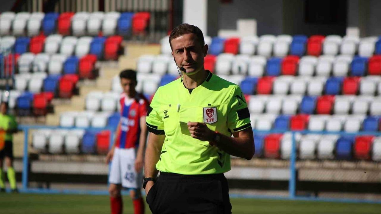 Karabüklü hakem Mustafa Hakan Belder 2026-2027'de Süper Lig'de görev alacak